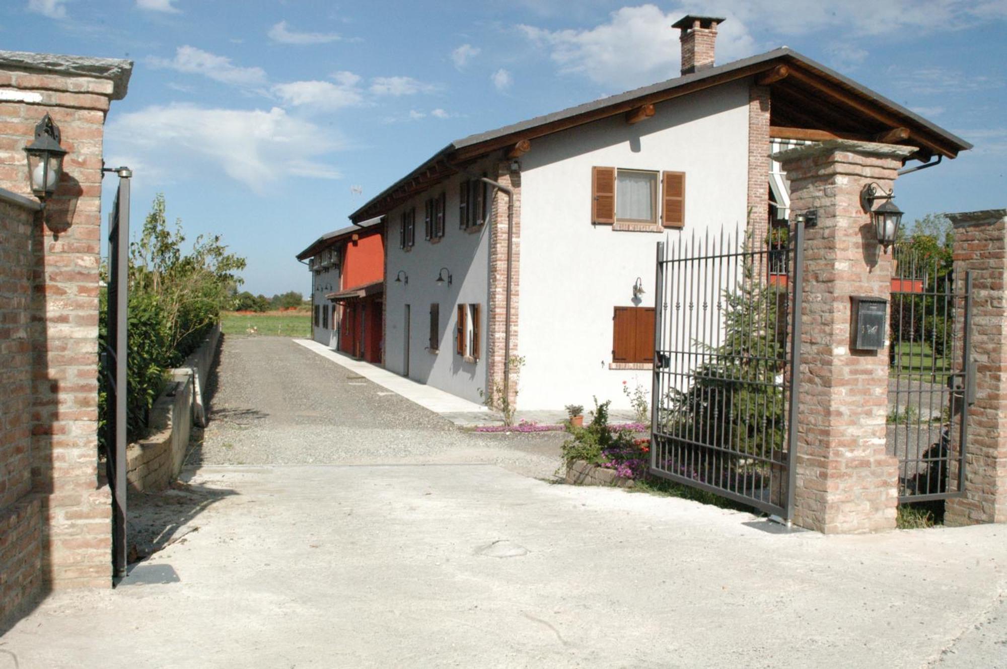 Agriturismo La Sforzata Collegno Eksteriør bilde